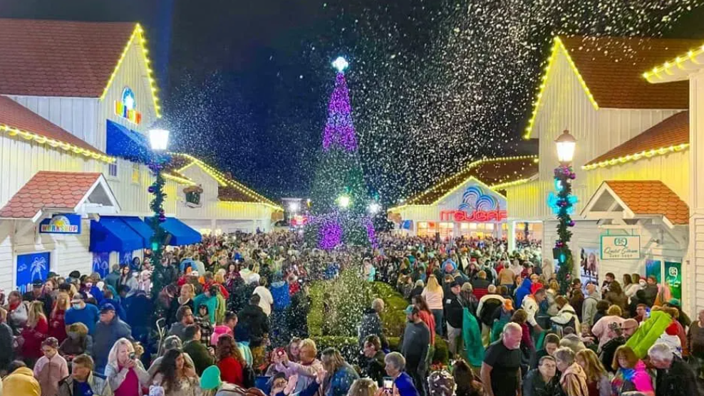 Broadway at the Beach – Tree Lighting Celebration & Fireworks 